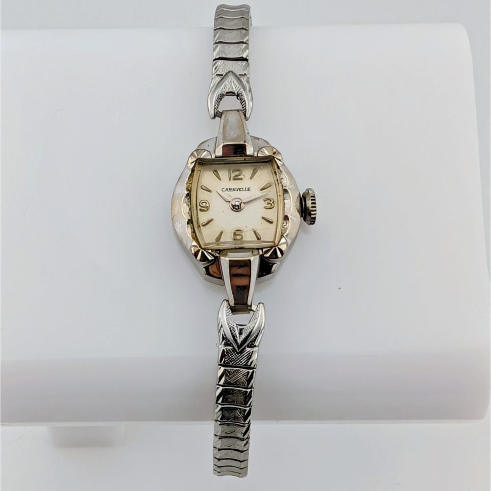 1963 Caravelle by Bulova M3 Ladies Vintage Manual Wind Watch Expansion Band Runs